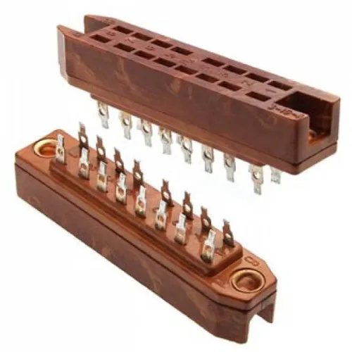 РП3-16А розетка фото РП3-16А розетка Разъемы разное фото