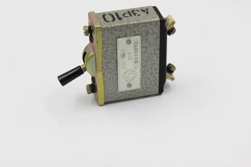 АЗР-10 автомат защиты фото 7